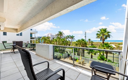 Tivoli by the Sea: 307 10