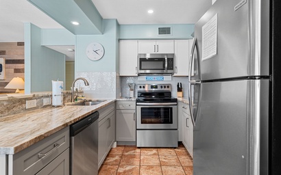 Siesta Beach House - 210 3