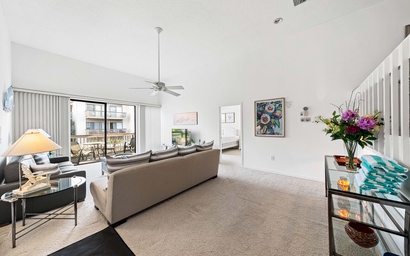 Lake House at the Beach - C113 10