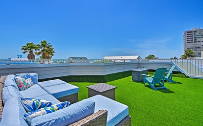 Coastal Surfside Swank