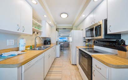 Tivoli by the Sea: 406 10