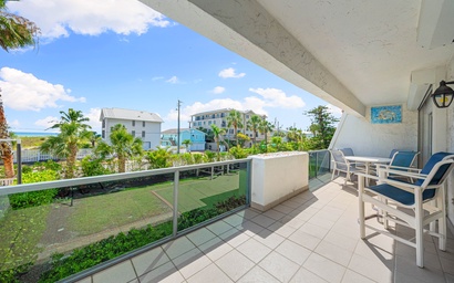 Tivoli by the Sea: 204 9