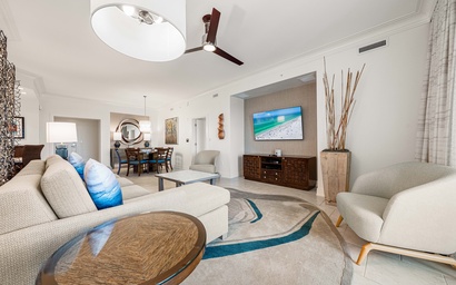 Beach Residence, The Hyatt - 610 8