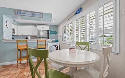 Siesta Beach House - 210 9