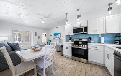 Crescent Coral - A Crescent Beach Villa 3