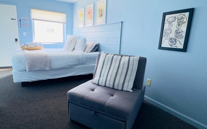 The Cocktail Cabin! 5