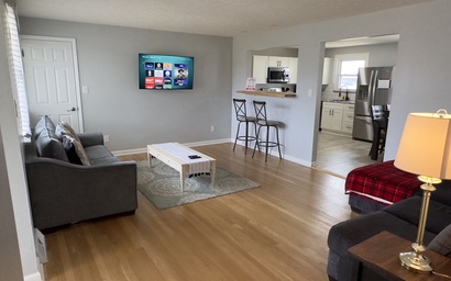 Large Nickel Plate Beach Home 4