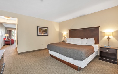 Glacier Suite at Kelley's Island Venture Resort 2