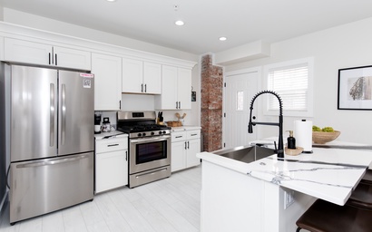 The Inn: Adjoining Units 2 & 3 5