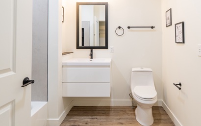 Trolley District 2 Bedroom Suite - Sleeps 8 5