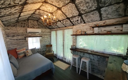 Whispering Walleye Bait House Cabin 4