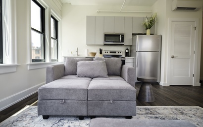 NEW City View Condo Downtown 3