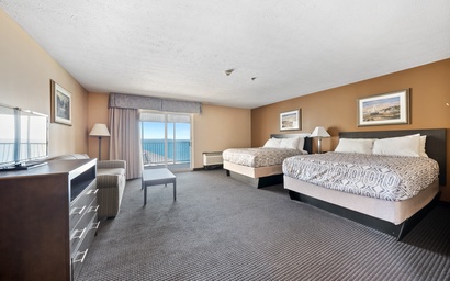 Deluxe 2 Queen Room at Bayshore Resort 3