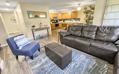 * On Island Time at Kelleys! 2