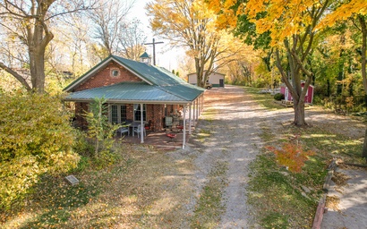 Whispering Walleye Camp - Sleeps 22 3