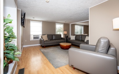 Charming Summer Cottage Near the Lake and Cedar Point 5