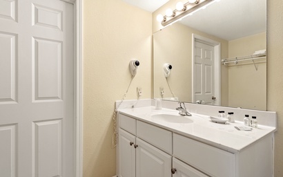 Marblehead Suite at Kelley's Island Venture Resort 5