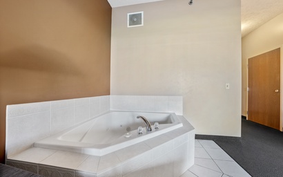 Room with 1 King at Bayshore Resort - 1 2