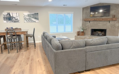 The Attic near Cedar Point - Sleeps 15! 6