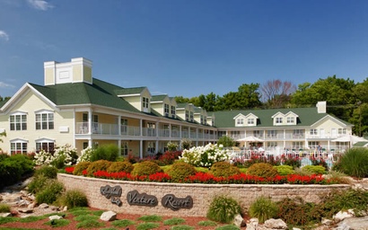 Iroquois Suites at Kelley's Island Venture Resort