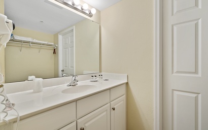 Glacier Suite at Kelleys Island 3