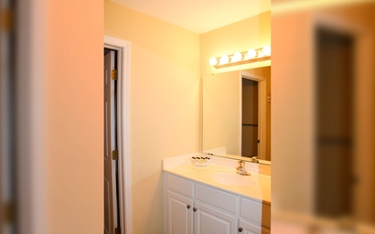 Iroquois Suite at Kelley's Island Venture Resort 4