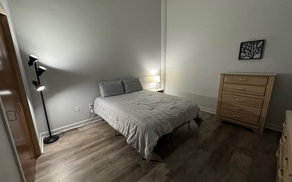 Downtown Spacious Condo 5