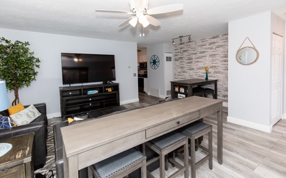 * Condo at Downtown Boat Basin 3