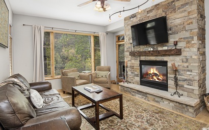 Aspenwood Lodge #205 2