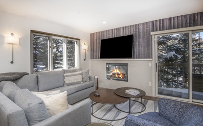 Townsend Place B202