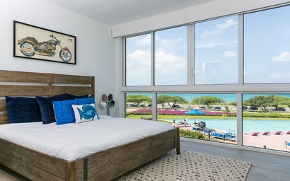 4BTH-BlueTH4 - Oceanfront 4 BDR Duplex Apt: For the whole Family!