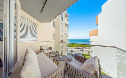 2BS-Reef5C - Elegant Two Bedroom Ocean View Retreat 4