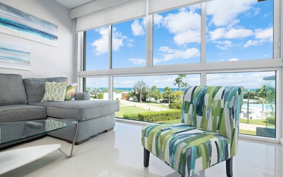 1BS-Blue224 - Breath-taking ocean view Condo for 4. 6