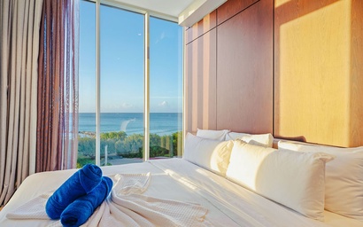 2BS-Reef4A - New Modern Oceanfront Paradise Condo 8