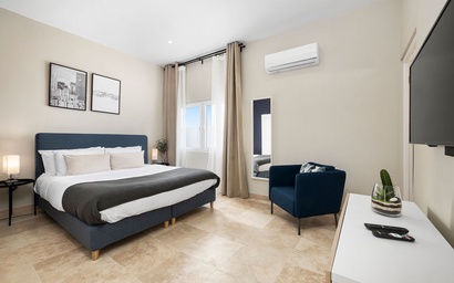 Stunning 10-bedroom Private Villa 10