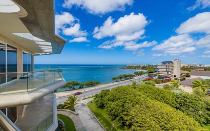 5BPH-Coral15 - Oceanfront Exclusive Penthouse with STUNNING Views and Private Pool Home-Theater included. 10