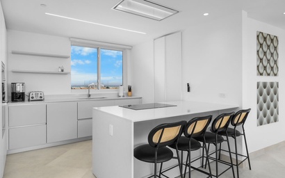 A360.E41-Spacious 3BR in Top Location- Beachwalk Bliss 9