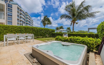 2BSGF-Azure114 - Luxurious Beach Vibes Retreat w/ Private Hot Tub 5