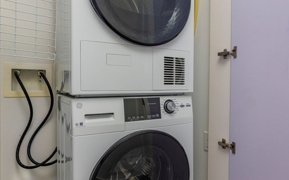 HH-Studio417 - Toes in the Sand! 9