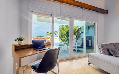 Fantastic 3-Bdr Villa with Gorgeous Pool & View 7