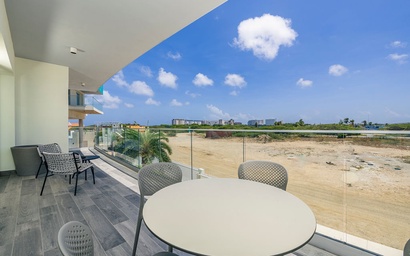 A360.E11 - Stylish 3BR Condo at Eagle Beach 10