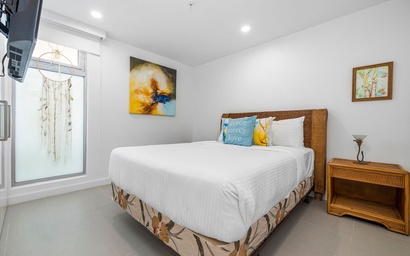 1BApt-Azure214- Joyful Ocean and Garden view condo 7