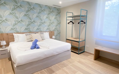 Bonsai106-Ground Floor 2BR Suite | Pool Access | Near Palm Beach 9