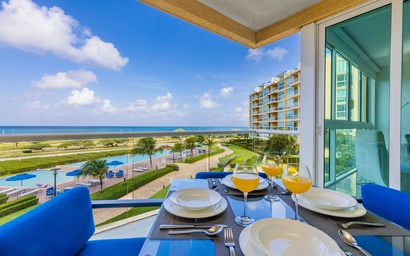 1BS-Blue323 - Surf more, travel more and worry less!