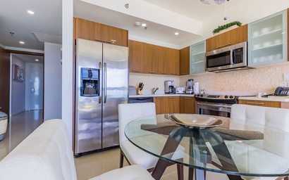 1BS-Blue422 - Very Relaxing and Mellow Ocean View Condo for 4. 8