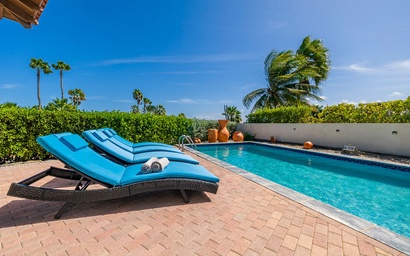 Luxury 2-Bedroom Villa with Private Pool 6