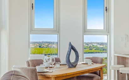 2BS-Reef7C - New Modern Exclusive Oceanview Condo 3