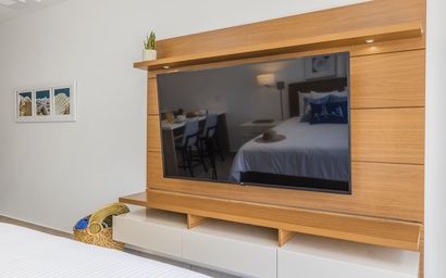 HH-Studio503S - Love Where U Live and Stay, Turquoise view Studio 6