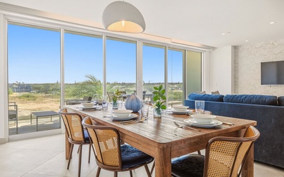 A360.E12 - Luxury 3BR Suite Near Eagle Beach