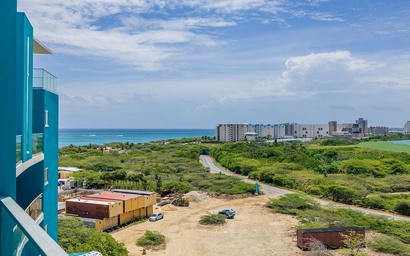 A360.E61- Island Elegance 3BR Penthouse Near Eagle Beach 9